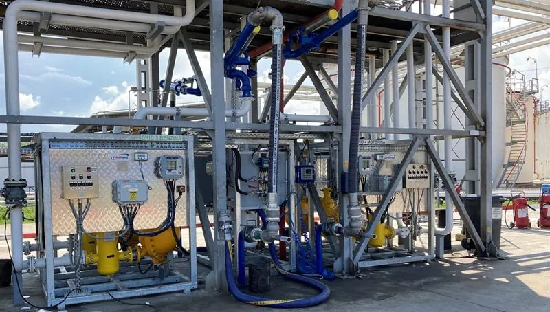 Lukoil truck loading metering skids at Cluj tank farm